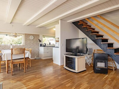 6 Person Holiday Home in Hurup Thy-by Traum