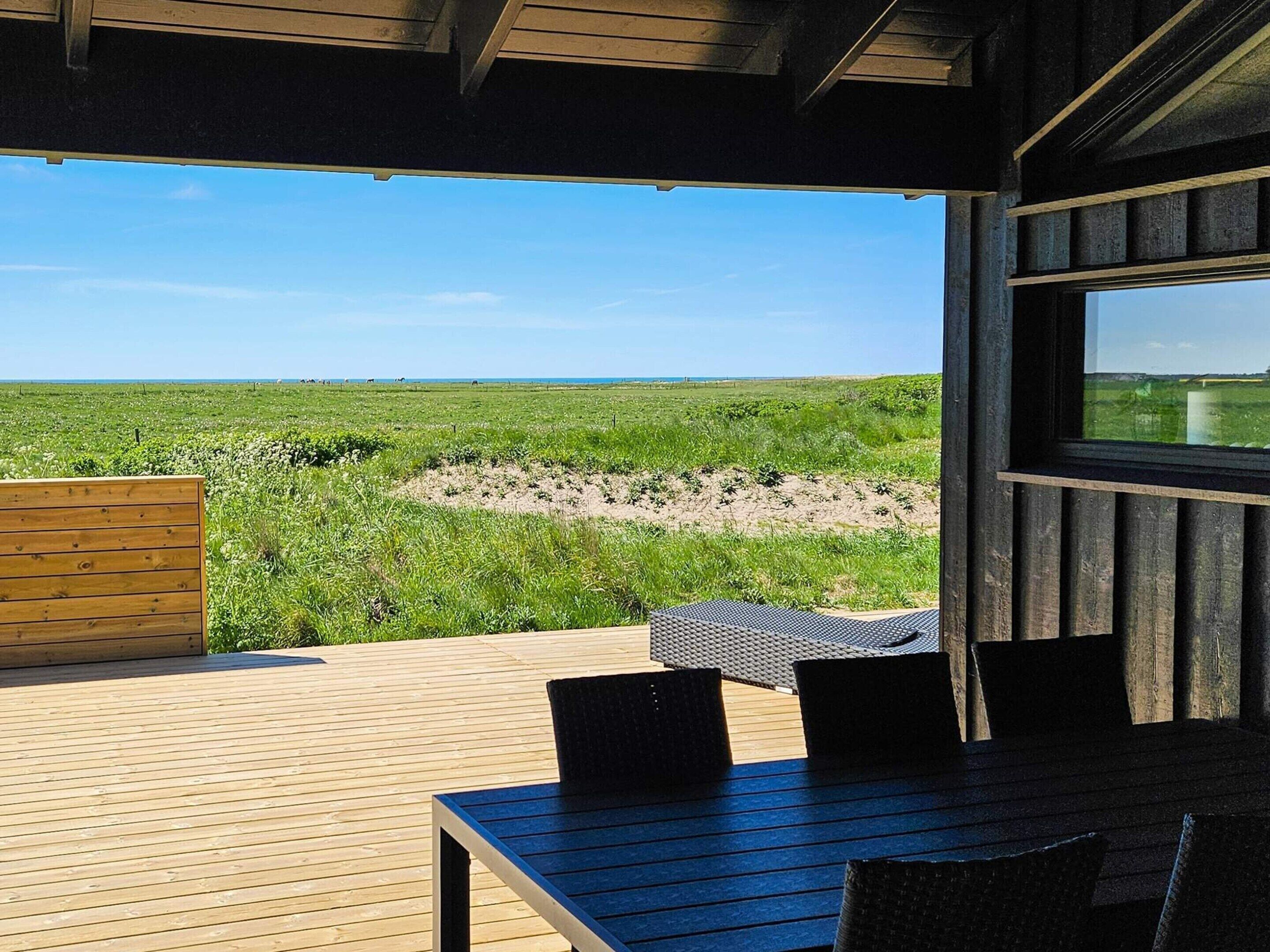 House | Water view