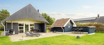 6 Person Holiday Home in Vemb