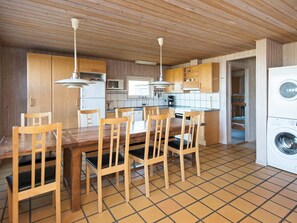 Private kitchen - 10 Person Holiday Home in Orsted (Ørsted)