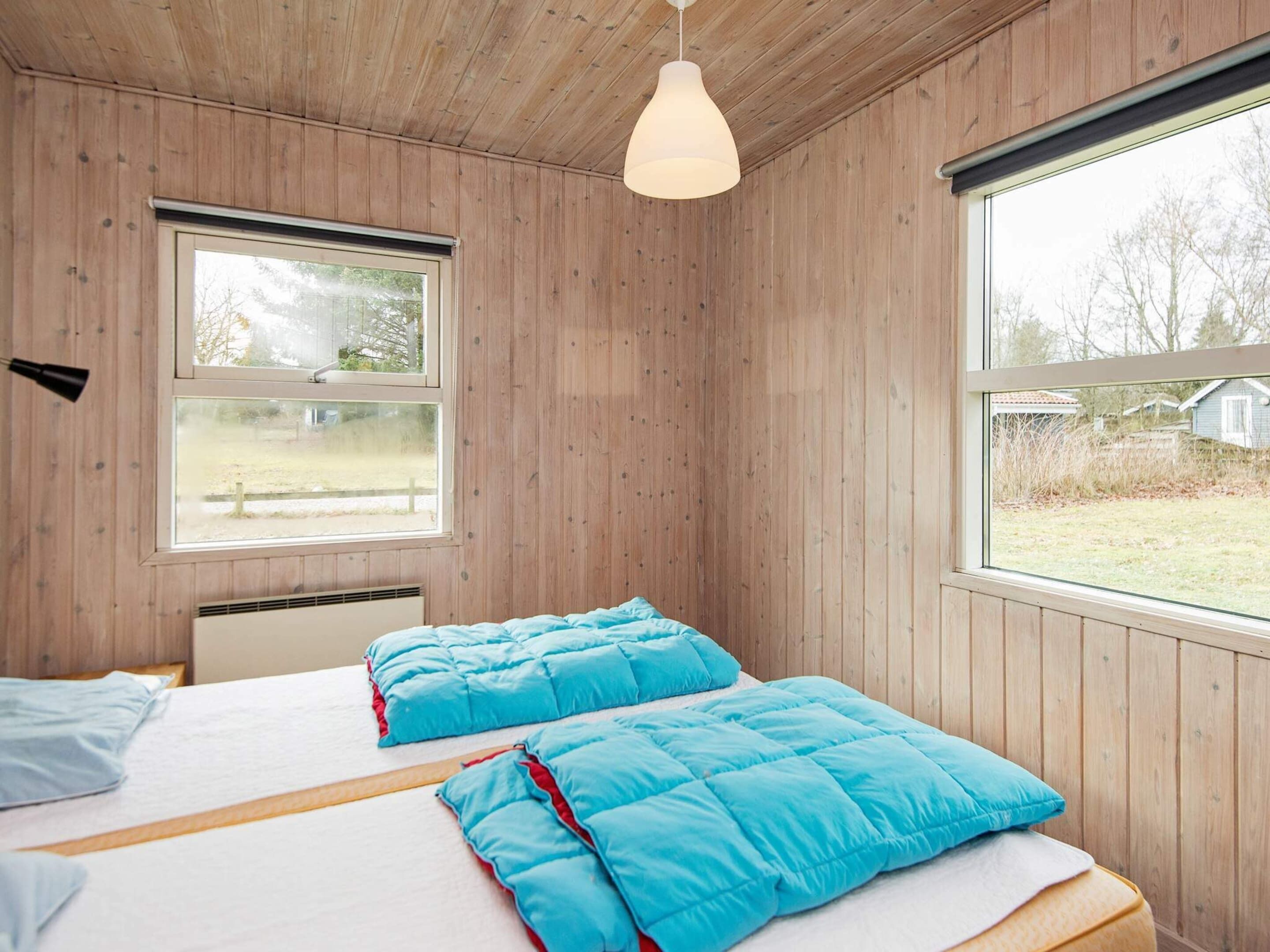 5 bedrooms