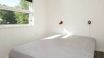 House | 4 bedrooms, cots/infant beds