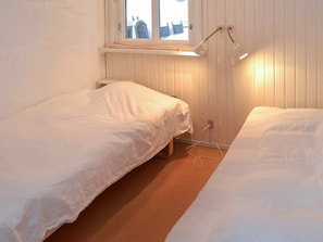 3 bedrooms, cots/infant beds - Cozy Holiday Home in Funen With Terrace (Middelfart)