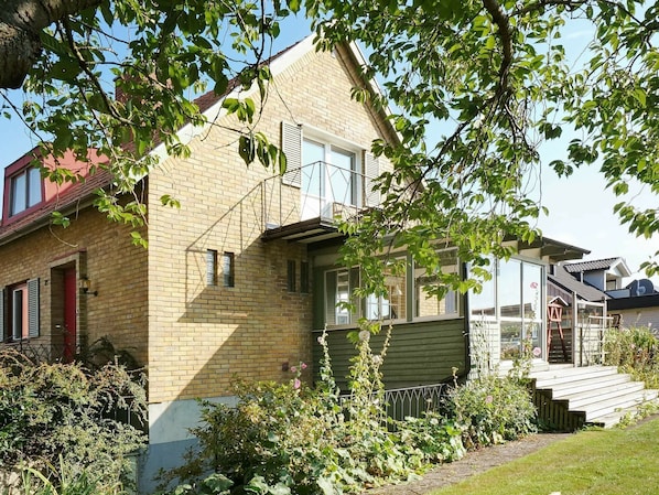 House | Exterior