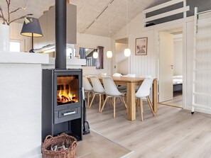 House | Tempat makan