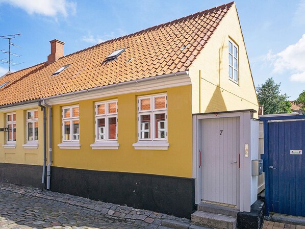House | Exterior