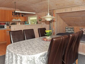House | Dining