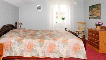 House | 2 bedrooms, individually furnished, bed sheets