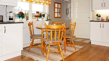 House | Dining