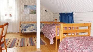 House | 2 bedrooms, individually furnished, bed sheets