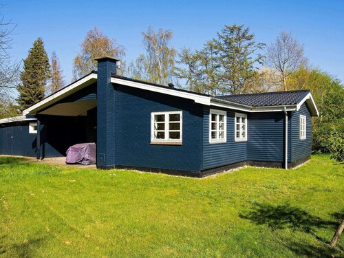Elegant Holiday Home in Gorlev near Sea