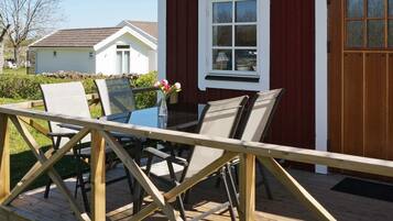 House | Outdoor dining