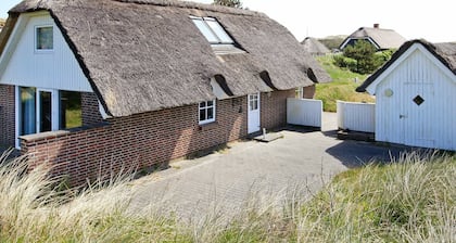 Comfortable Holiday Home in Henne With Terrace