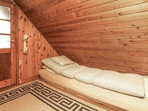 House - Beautiful Holiday Home in Ringkøbing With Terrace (Ringkobing)