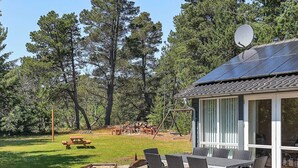 Unclassified image, 3 of 18, button - 8 Person Holiday Home in Albaek (Aalbaek)