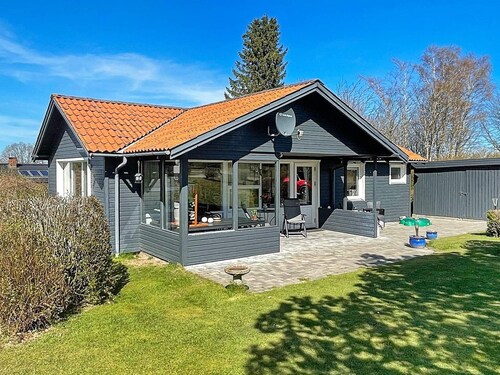 6 Person Holiday Home in Glesborg