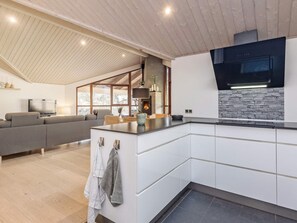 Maison | Cuisine privée | Chaise haute