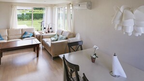 3 phòng ngủ, nôi/giường cho trẻ sơ sinh 