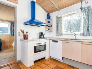 Private kitchen - 6 Person Holiday Home in Hemmet (Hemmet)