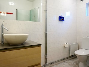 Shower - Holiday Home in Fårevejle (Faerentuna)