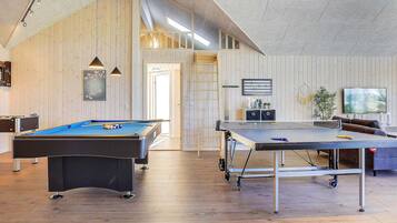 House | Games room