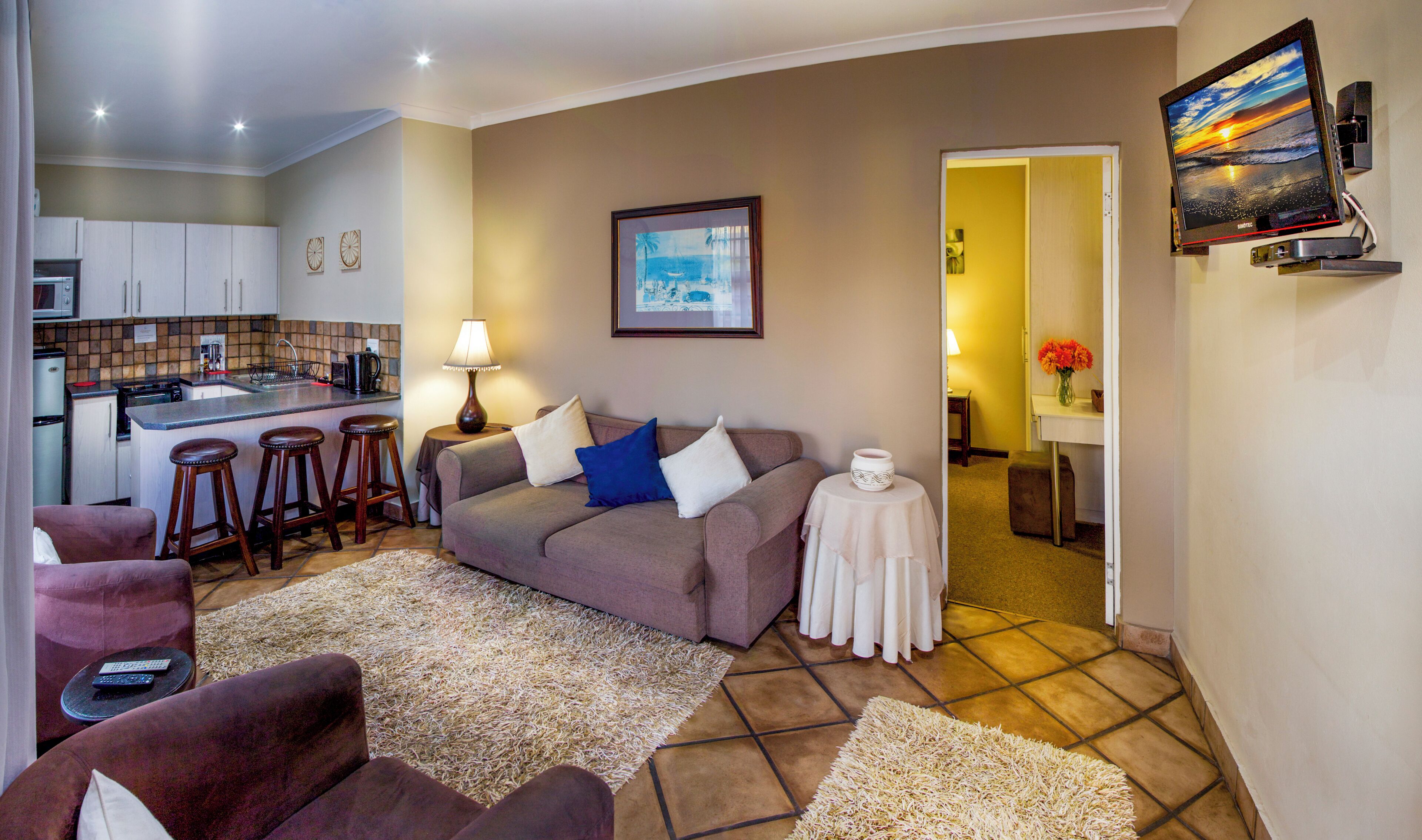 Habitación, 1 habitación, para fumadores | Área de sala de estar | Televisión 