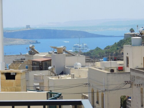 Paradise Luxury Apartment