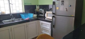 Private kitchen - Paradise Resting Home (Vacoas-Phoenix)