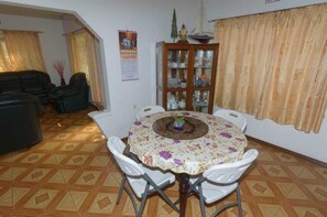 House, 2 Bedrooms, Accessible, Smoking | Dining room - Paradise Resting Home (Vacoas-Phoenix)