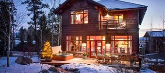 Outpost: Granite Ridge Lodge 1: Private Hot Tub