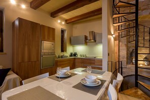 Dining - Suantrai - Cosy House Of Character (Zebbug)