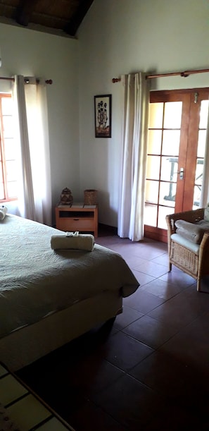 Ferienhaus, 5 Schlafzimmer, Raucher, eigener Pool | 5 Schlafzimmer, Bügeleisen/Bügelbrett, Bettwäsche