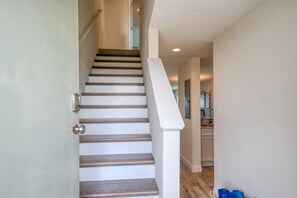 Interior - Tier 1. Oceanfront 2 bedroom, 2.5 bath townhouse. (St. Augustine)