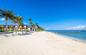 Accommodatie ligt op het strand