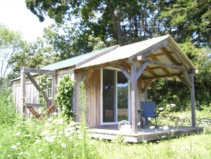 Exterior - PRIVATE LAND ....OPEN SPACE 30 ACRES with POND, Very Basic (Killingworth)