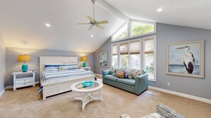 4 bedrooms, iron/ironing board, Internet, bed sheets - Stunning Hilton Head Island Vacation Rental! (Hilton Head)