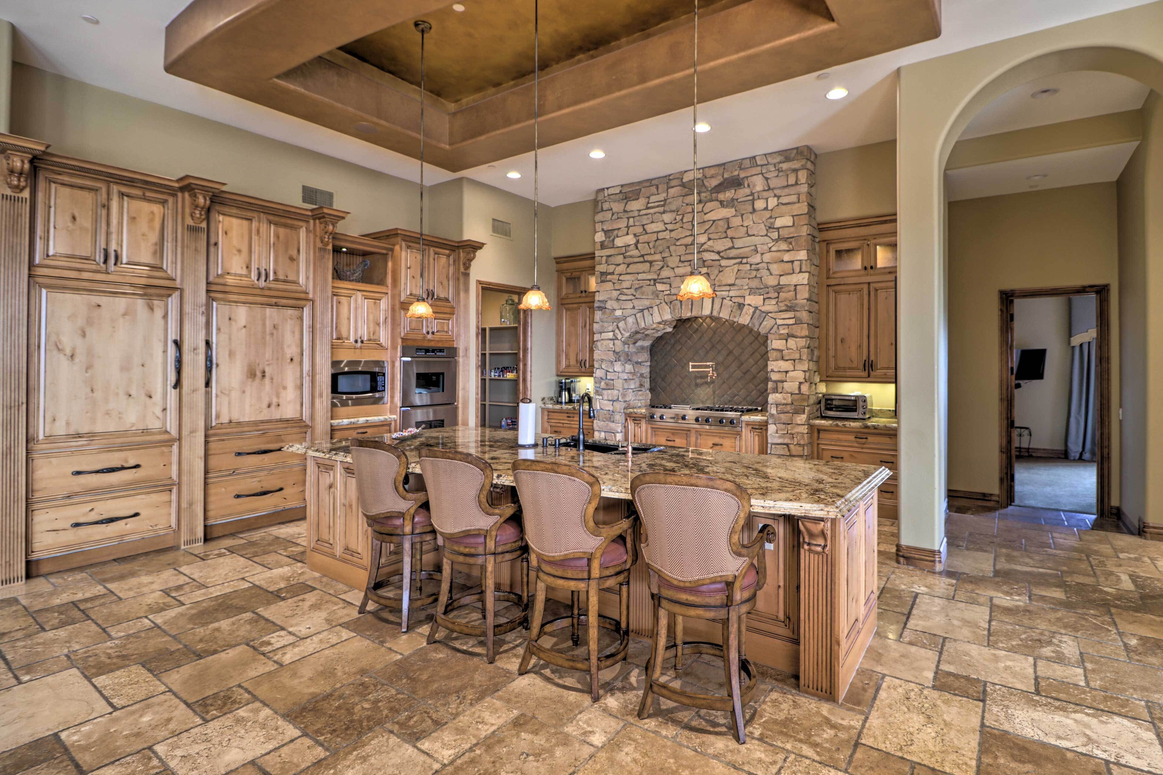 Gold Mountain Paradise