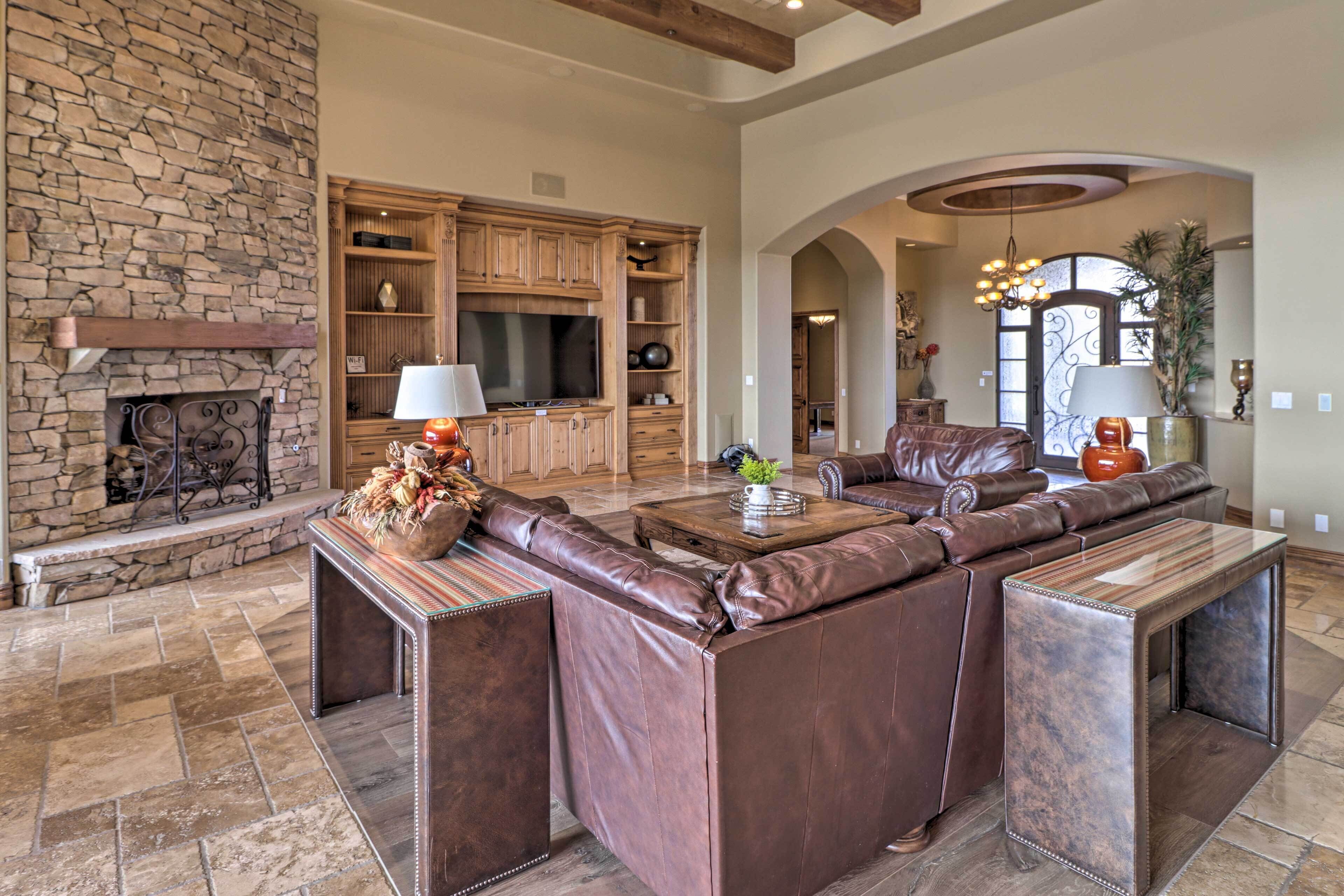 Gold Mountain Paradise