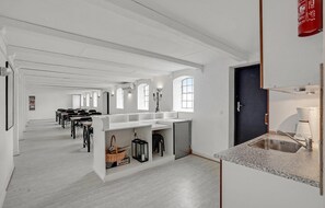 Refrigerador, horno, parrilla de estufa y lavavajillas