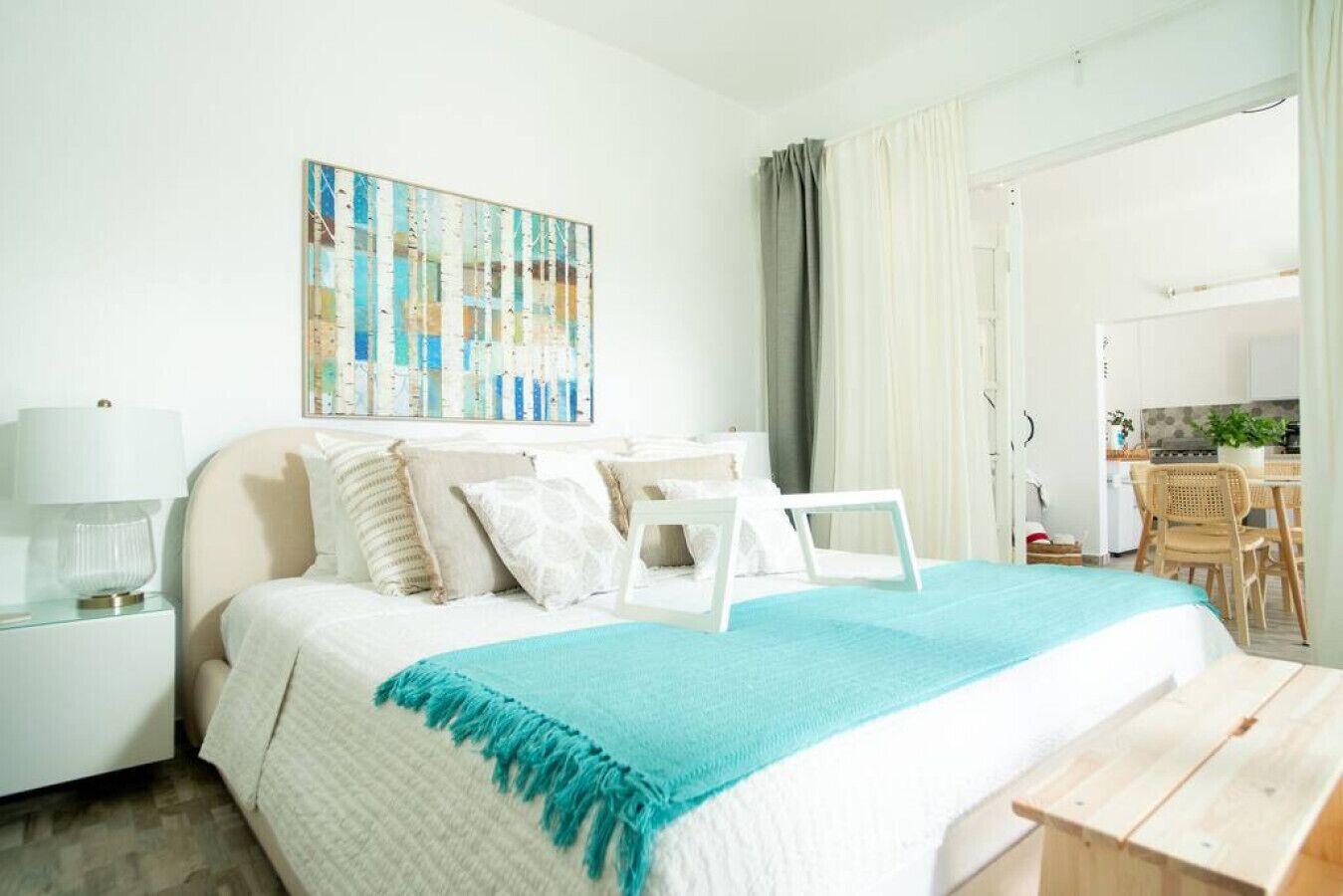 2 soverom, strykejern/-brett, reiseseng for barn og wi-fi (inkludert)