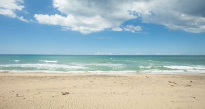 Beachfront Studio in Aguada