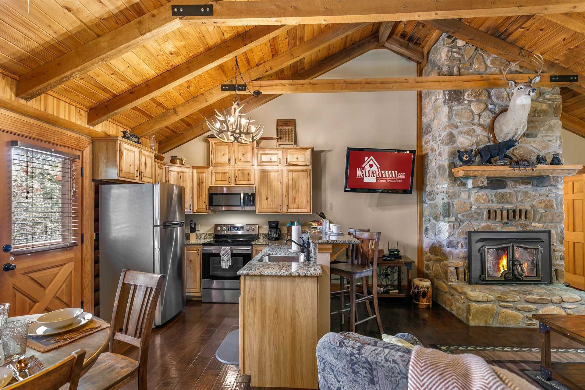 Incredible! Double King Suite Cabin, Located in Full-Service Resort with Pools! | 158