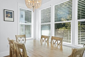 House, 3 Bedrooms | In-room dining - 30A Beach House - Caspian Sea- Duction (Santa Rosa Beach)
