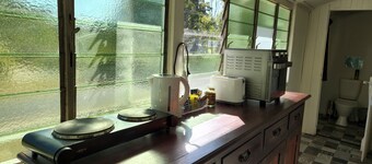 Meyenburg Unit 3, Fully self-contained private 1 bdrm unit, 1Db, 1 Ksb, 2 Sb's