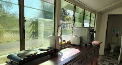 Meyenburg Unit 3, Fully self-contained private 1 bdrm unit, 1Db, 1 Ksb, 2 Sb's