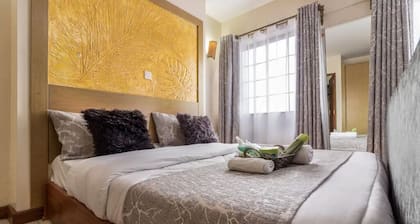 Kasri Grey @Mvuli. Stylish.Free wifi. Kingsize bed