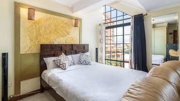 1 slaapkamer, een strijkplank/strijkijzer, wifi, beddengoed