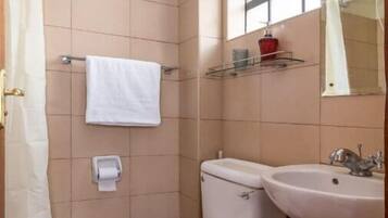 Handdoeken, zeep, shampoo, toiletpapier