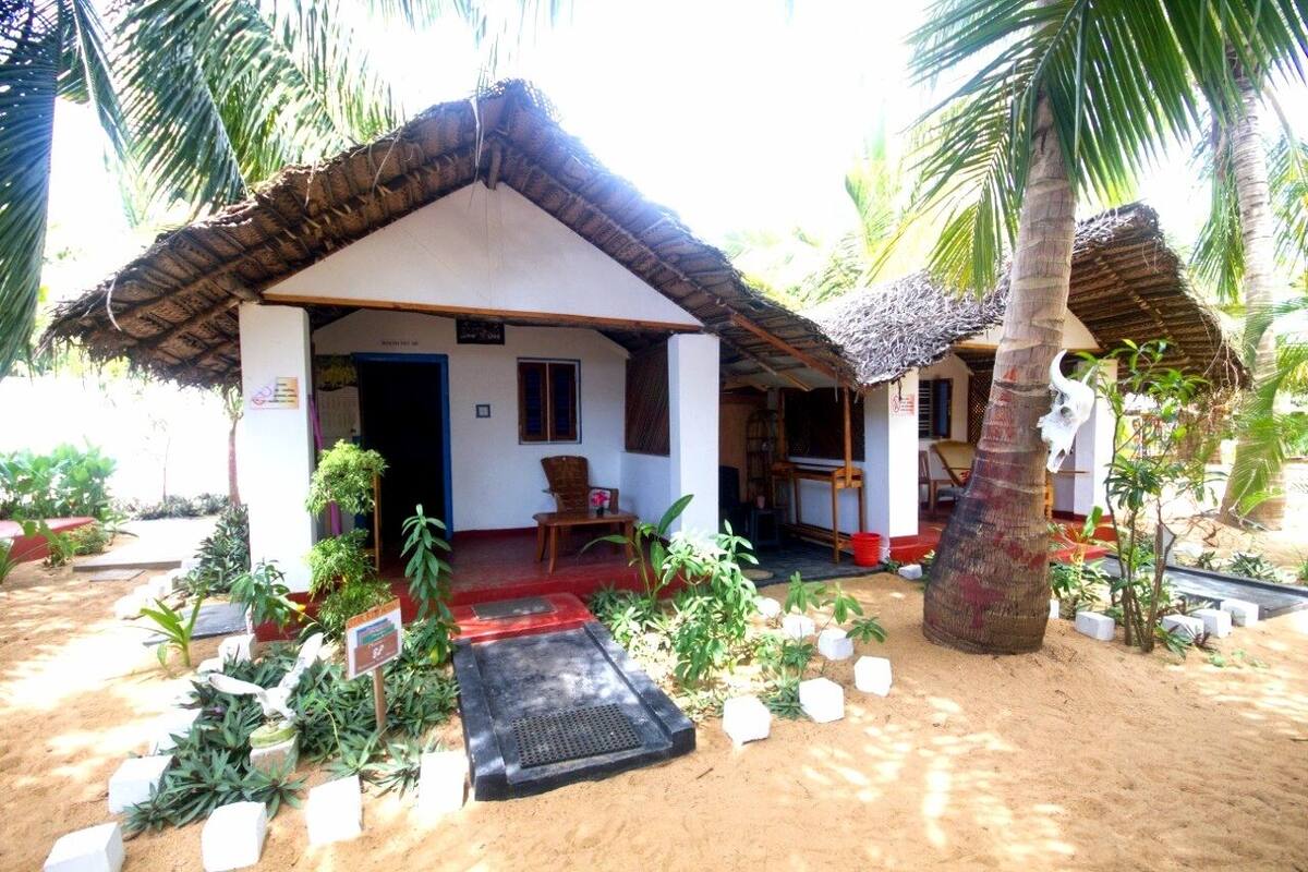 Habitación doble económica | Escritorio, tabla de planchar con plancha y wifi gratis 