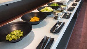 Daily buffet breakfast for a fee - Jeju Tovice Condo Ocean (Jeju City)